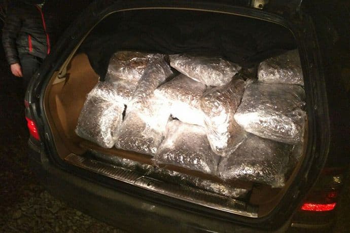 Evo ko su Crnogorci koji su švercovali 200 kilograma skanka Evo ko su Crnogorci koji su švercovali 200 kilograma skanka