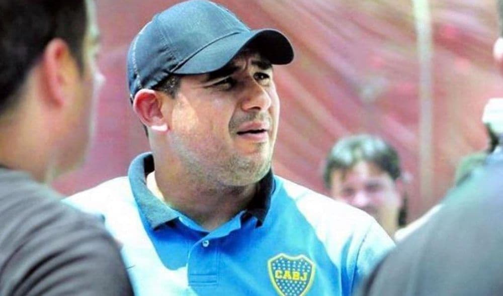 Ozloglašeni vođa navijača Boke vraćen u Argentinu Ozloglašeni vođa navijača Boke vraćen u Argentinu