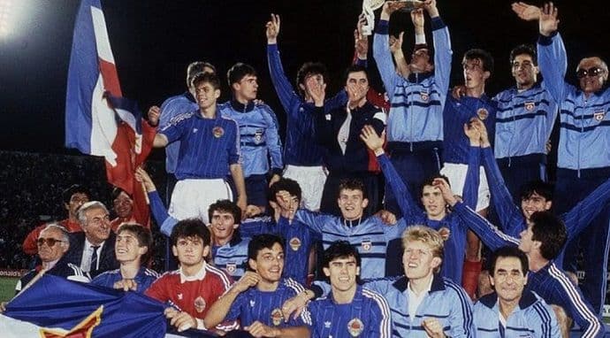 Finski fotograf prisjetio se Dejana Savićevića i reprezentacije SFRJ Finski fotograf prisjetio se Dejana Savićevića i reprezentacije SFRJ