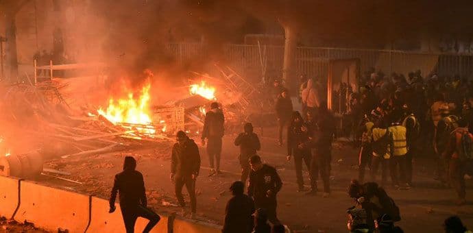 Francuska: Policija provela noć u pripravnosti Foto: REMY GABALDA / AFP