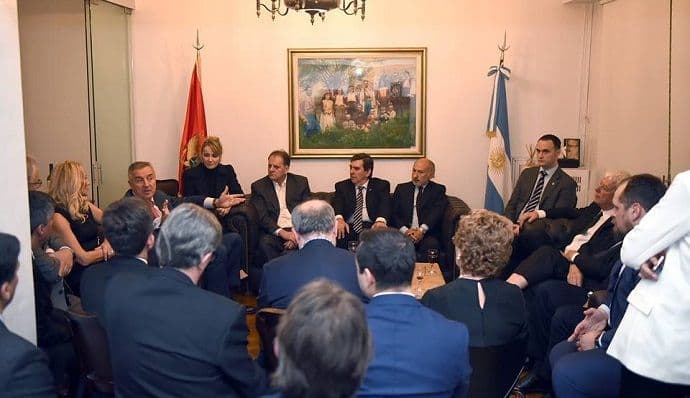 Đukanović u Argentini: Nas je malo i gdje god da smo, važno je da se držimo zajedno Đukanović u Argentini: Nas je malo i gdje god da smo, važno je da se držimo zajedno