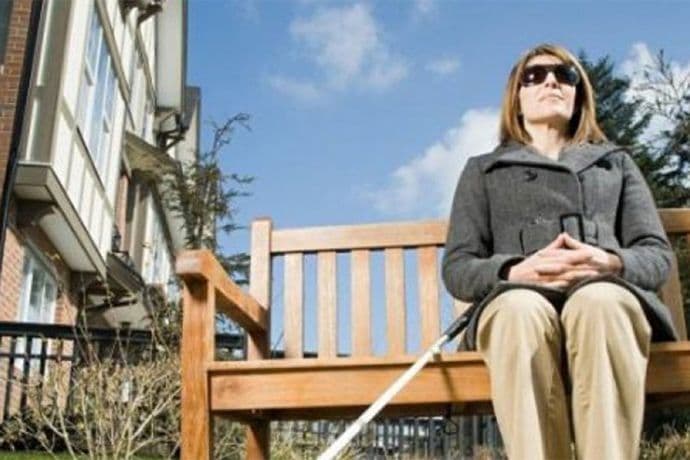 Slijepa žena kreirala aplikaciju koja će mnogima olakšati život Slijepa žena kreirala aplikaciju koja će mnogima olakšati život