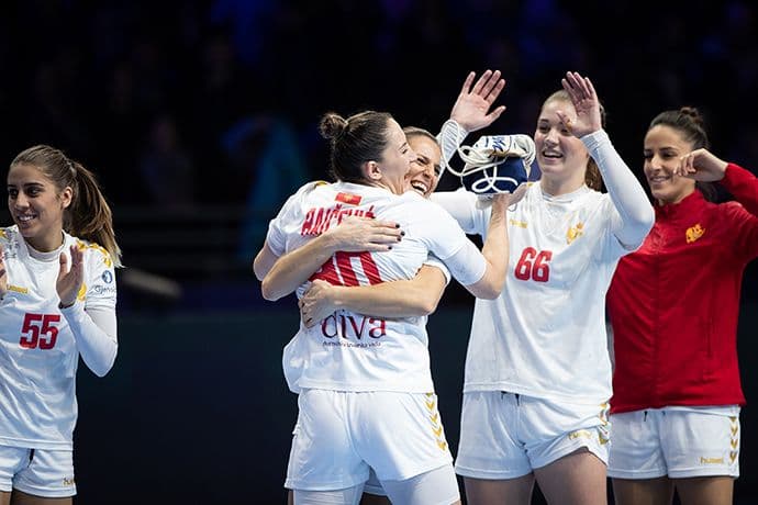 Velika pobjeda „lavica“, živi nada o polufinalu! Foto: fra2018.ehf-euro.com