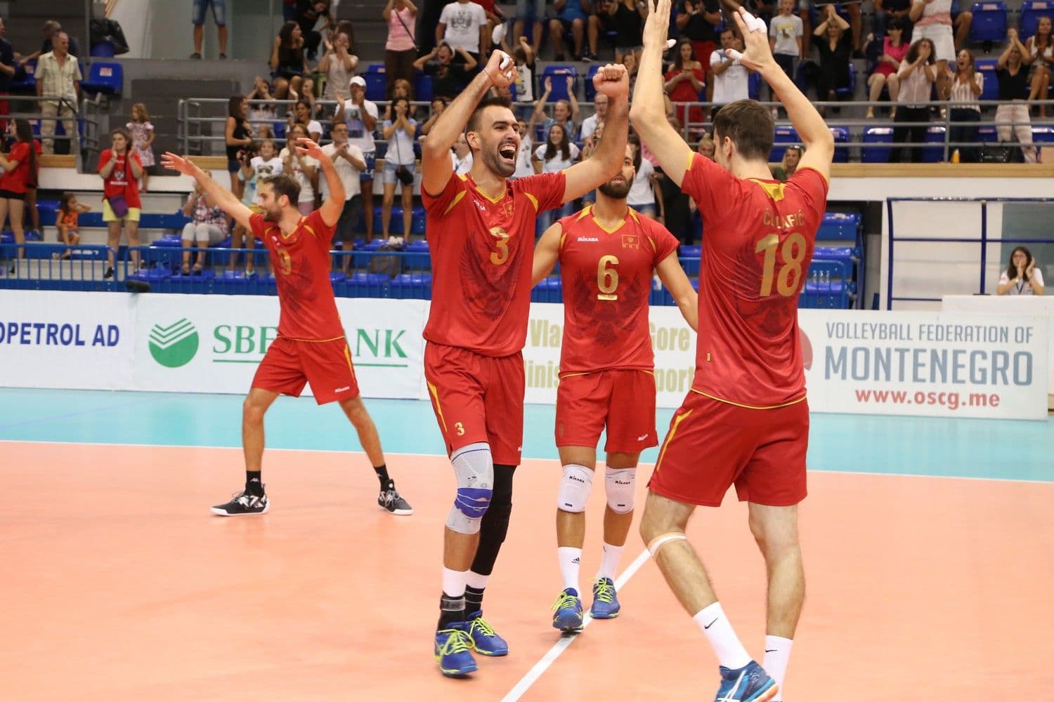 Bašić objavio spisak za Slovačku i Moldaviju Bašić objavio spisak za Slovačku i Moldaviju