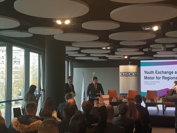 Janović: Mladi ne moraju da traže bolje negdje drugo, sve imaju u Crnoj Gori Janović: Mladi ne moraju da traže bolje negdje drugo, sve imaju u Crnoj Gori