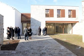 “Umjetnički razgovori” sjutra u galeriji “Risto Stijović” “Umjetnički razgovori” sjutra u galeriji “Risto Stijović”