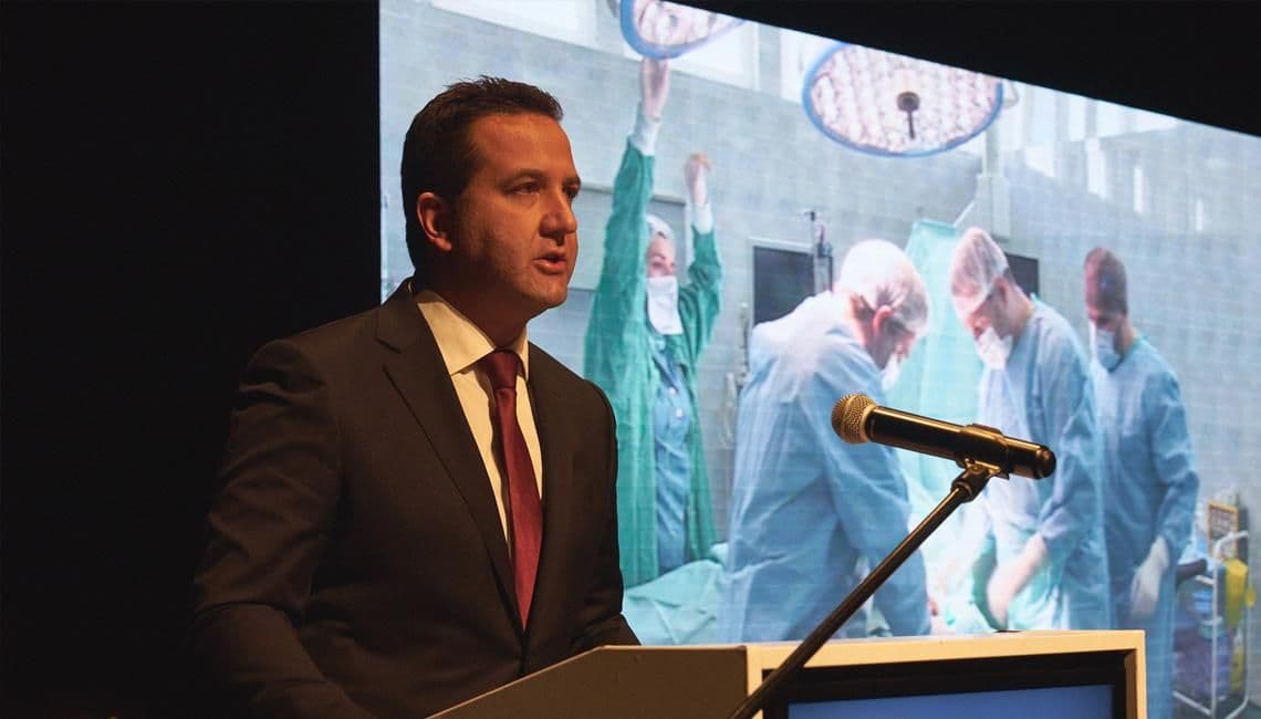 Eraković: Buduće aktivnosti KCCG-a biće usmjerene na edukaciju i usavršavanje ljekara Eraković: Buduće aktivnosti KCCG-a biće usmjerene na edukaciju i usavršavanje ljekara