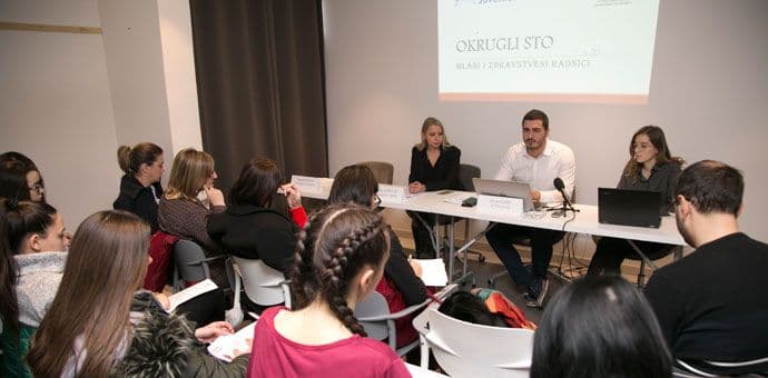 Oko 75 odsto mladih u Crnoj Gori probalo alkohol sa 13 godina Foto: PR Centar