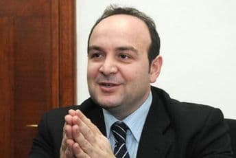 Fabris: Sporiji rast – da, nova kriza – ne Fabris: Sporiji rast – da, nova kriza – ne