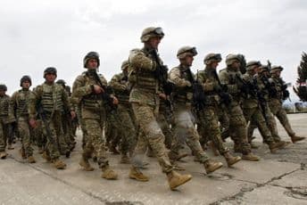 Napad na konvoj američkih vojnika u Avganistanu, vozilo naišlo na bombu, ima poginulih Napad na konvoj američkih vojnika u Avganistanu, vozilo naišlo na bombu, ima poginulih