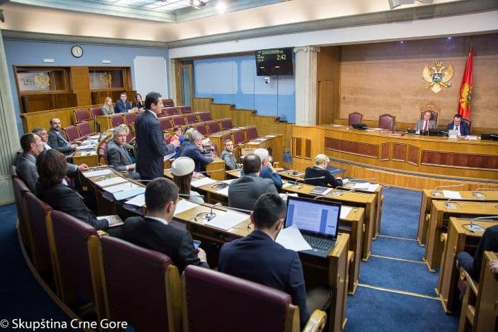 Završena rasprava o državnim simbolima i Danu državnosti Završena rasprava o državnim simbolima i Danu državnosti