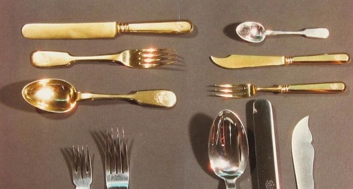 Ukazao i na nestanak srebrnog i zlatnog posuđa Ukazao i na nestanak srebrnog i zlatnog posuđa