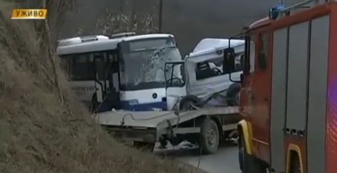 Sudar kod Kruševca, poginuo vozač kamiona Sudar kod Kruševca, poginuo vozač kamiona
