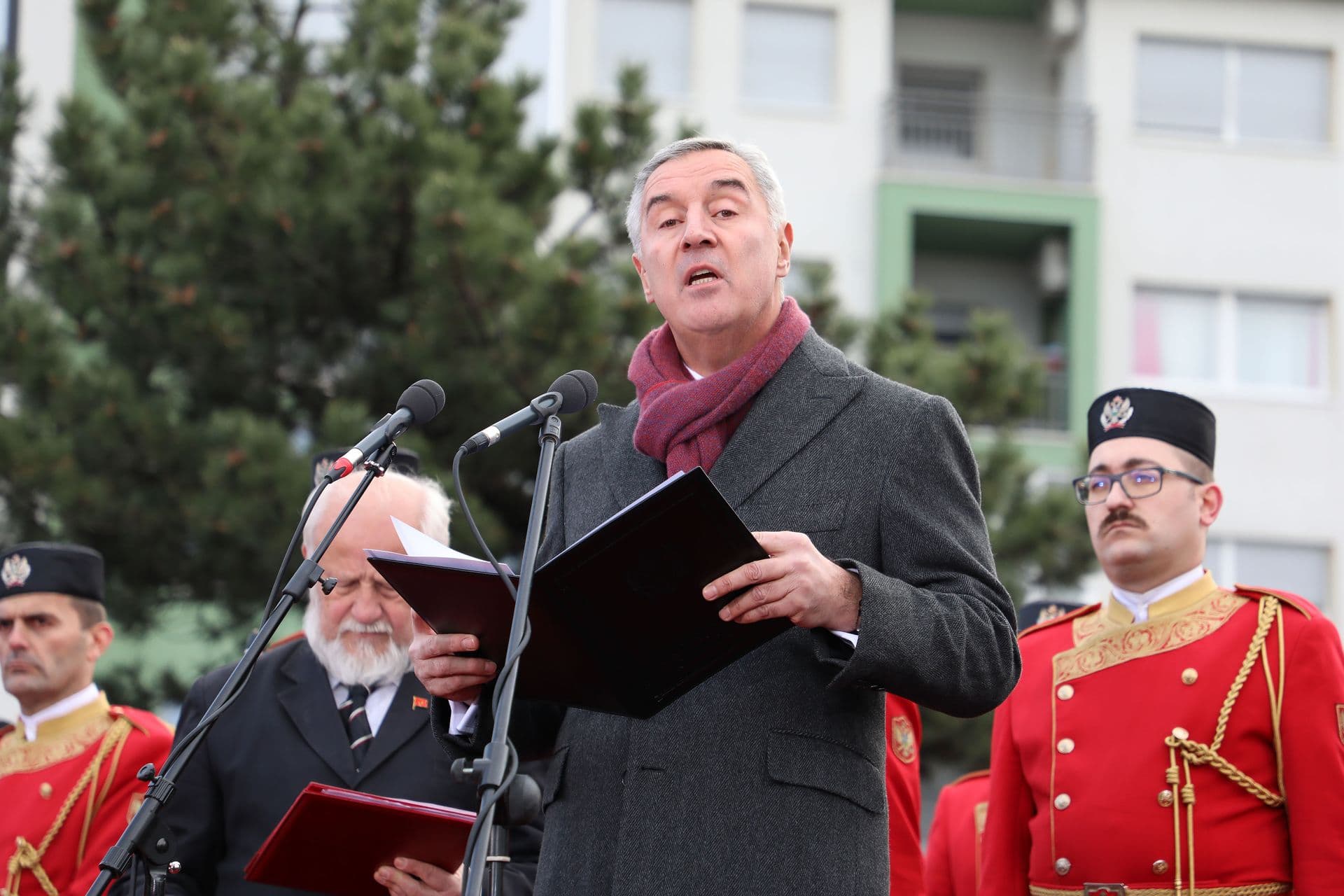 Đukanović: Crnogorskim komitama odajemo priznanje za njihovo antičko junaštvo Đukanović: Crnogorskim komitama odajemo priznanje za njihovo antičko junaštvo