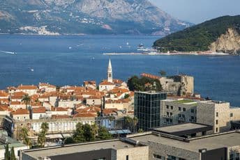Pekara, diskont i restoran 'lakši' za 20,6 hiljada eura Pekara, diskont i restoran 'lakši' za 20,6 hiljada eura