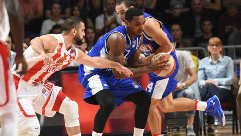 Navijačima Budućnosti zabranjen ulaz u "Pionir" Navijačima Budućnosti zabranjen ulaz u "Pionir"