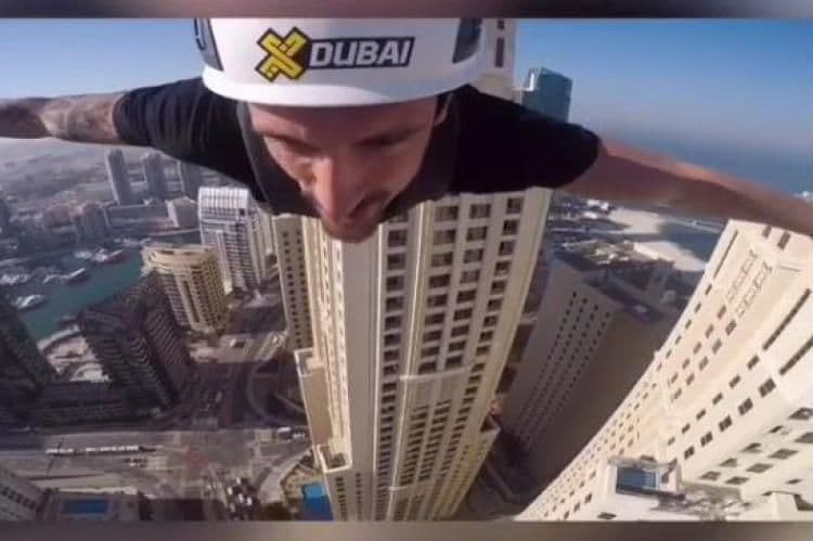 Savić "letio" nad Dubaijem (VIDEO) Savić "letio" nad Dubaijem (VIDEO)