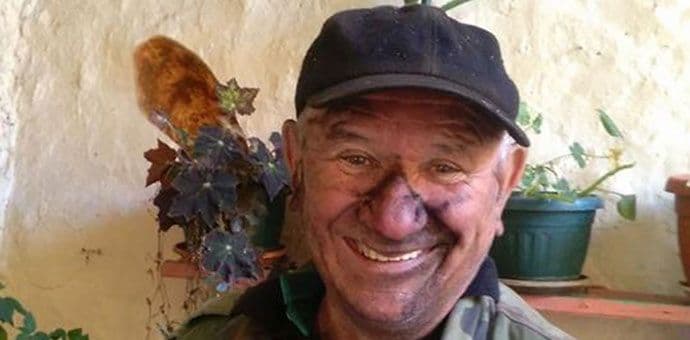 Muzičar u odijelu špacakomina Muzičar u odijelu špacakomina