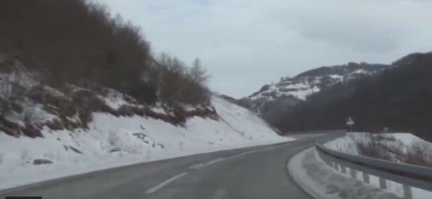 (VIDEO) Pogledajte kako danas izgleda put Šavnik-Žabljak (VIDEO) Pogledajte kako danas izgleda put Šavnik-Žabljak