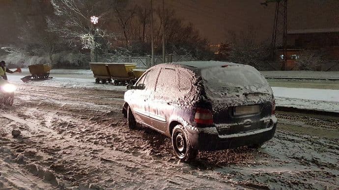 Udario prvo u taksi, pa u vagone Foto: Ras Srbija