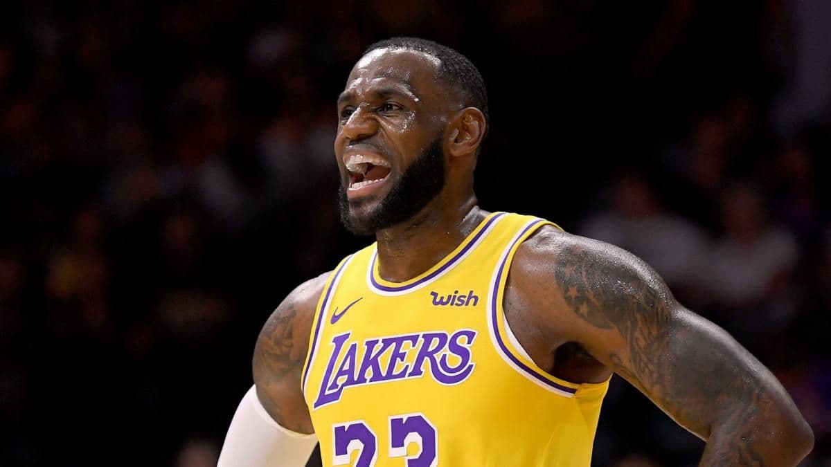 Lebron propušta još najmanje tri utakmice Lebron propušta još najmanje tri utakmice