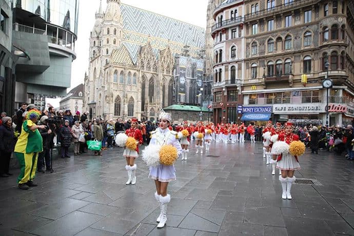 Karavan Praznika mimoze privukao veliku pažnju u Austriji i Srbiji Karavan Praznika mimoze privukao veliku pažnju u Austriji i Srbiji