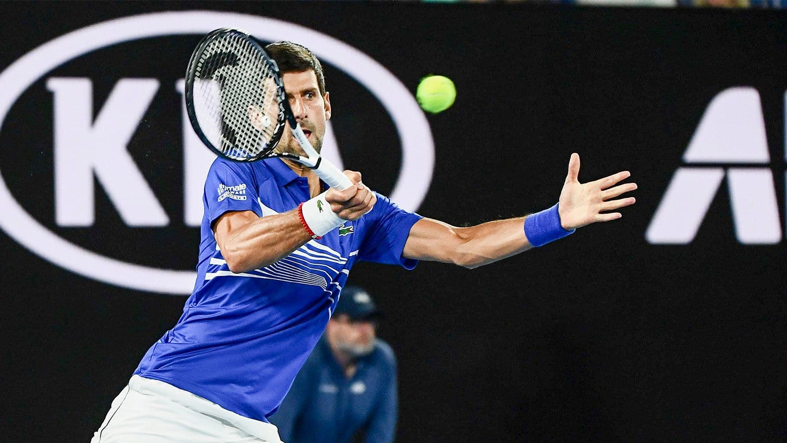 Đokovićev emotivni govor i poklon jednom navijaču Đokovićev emotivni govor i poklon jednom navijaču