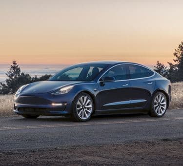 Tesla dijeli hiljade otkaza Tesla dijeli hiljade otkaza