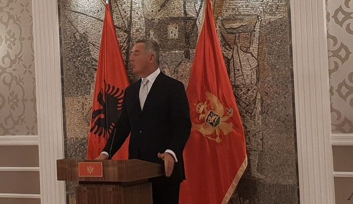 Đukanović: Knežević mi nije prijatelj, pokušava manipulacijama da sakrije krivicu Đukanović: Knežević mi nije prijatelj, pokušava manipulacijama da sakrije krivicu