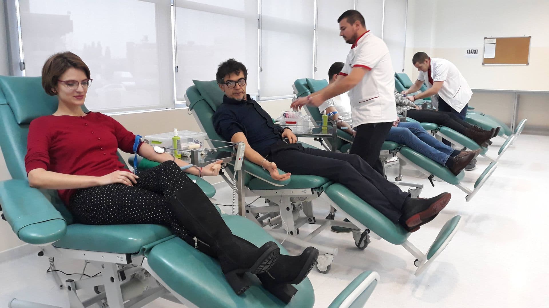 Zaposleni RAE dali krv Zaposleni RAE dali krv