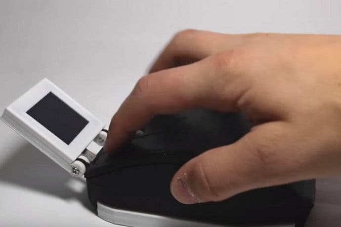 Kompletan kompjuter "ugurao" u miša Kompletan kompjuter "ugurao" u miša