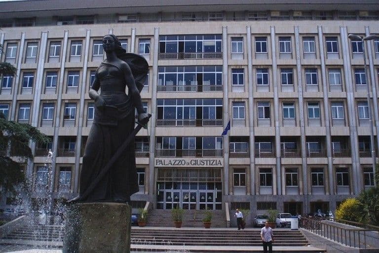 Sud u Bariju oslobodio Vujoševića, Barovića i Pešić Jeknić, predmet protiv Mićunovića zastario Sud u Bariju oslobodio Vujoševića, Barovića i Pešić Jeknić, predmet protiv Mićunovića zastario