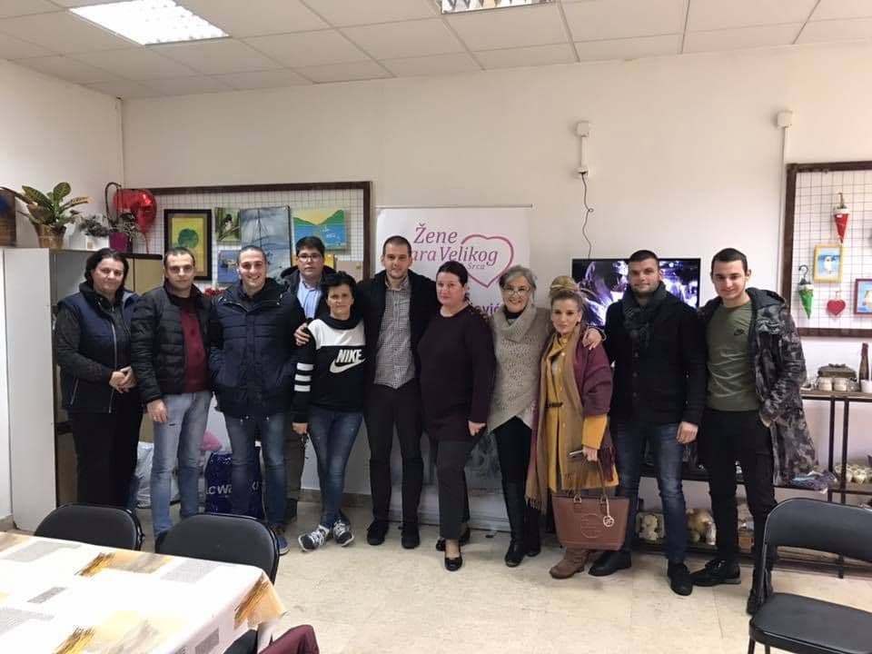 Savjet mladih DPS Bar pomogao rad Narodne kuhinje Savjet mladih DPS Bar pomogao rad Narodne kuhinje