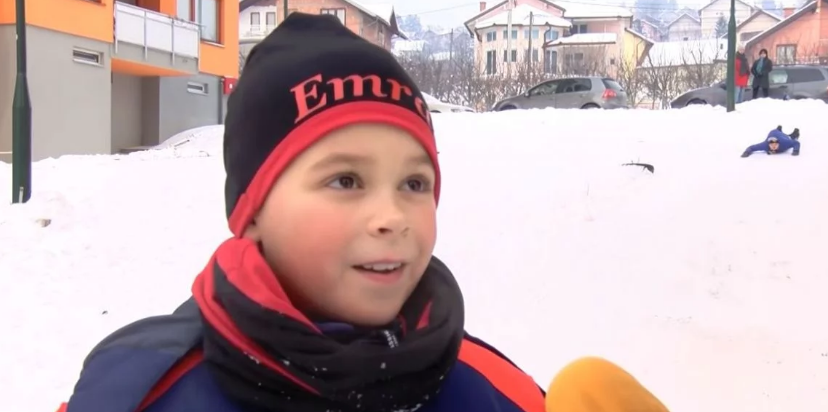 Maleni Sarajlija postao hit na internetu (VIDEO) Maleni Sarajlija postao hit na internetu (VIDEO)