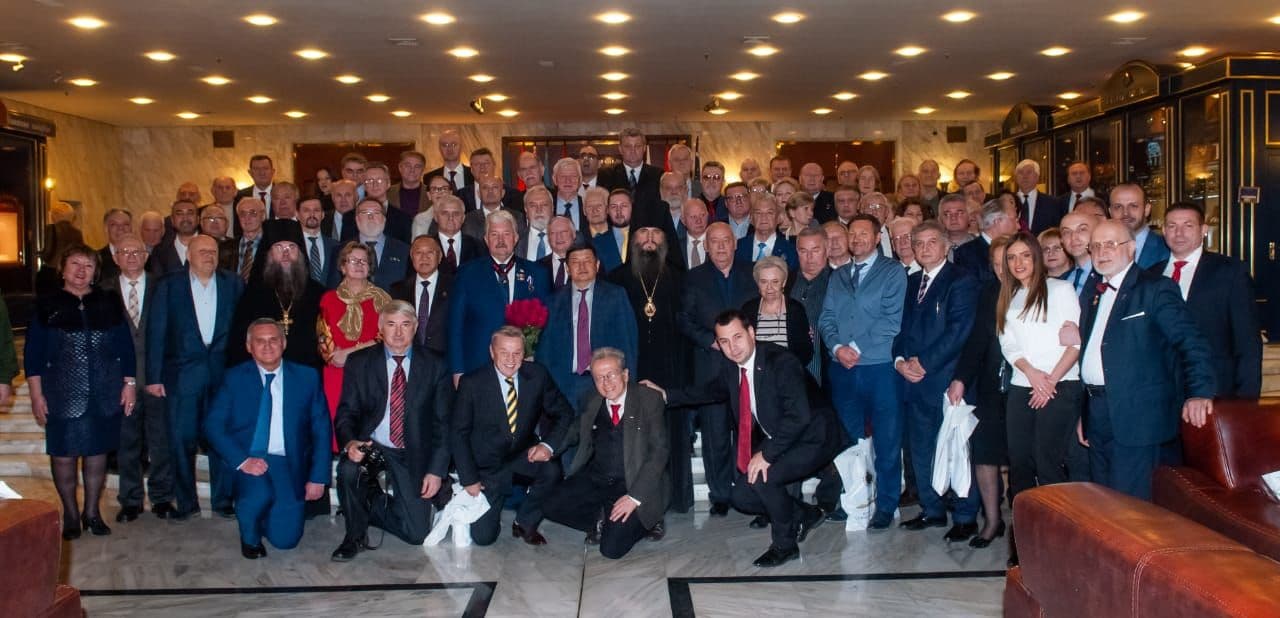 Cilj globalističkih centara moći da narode i države pretvore u bezličnu robu i robove Cilj globalističkih centara moći da narode i države pretvore u bezličnu robu i robove