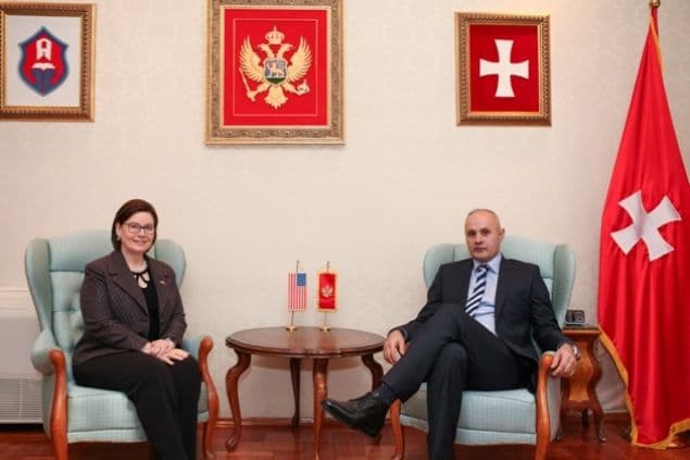 Gradonačelnik Kašćelan razgovarao sa ambasadorkom SAD-a Gradonačelnik Kašćelan razgovarao sa ambasadorkom SAD-a