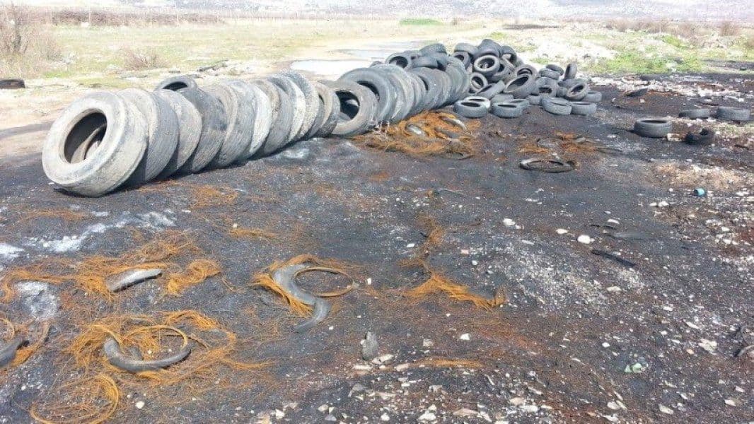 PG: Operativni tim napisao prvu kaznu za nelegalno odlaganje i paljenje guma PG: Operativni tim napisao prvu kaznu za nelegalno odlaganje i paljenje guma