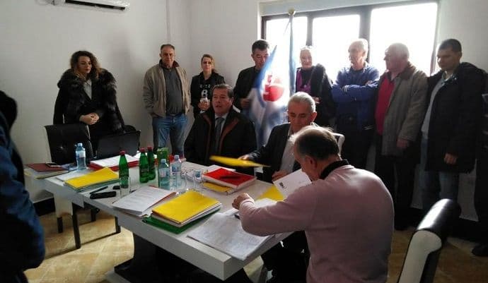 SNP predala listu za izbore u Tuzima SNP predala listu za izbore u Tuzima