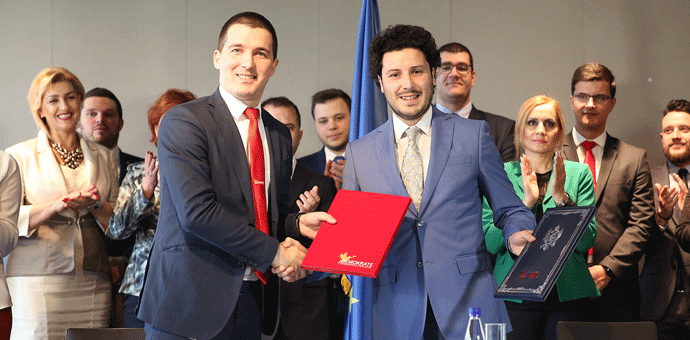 Bečić i URA nakon tajnih pregovora ulaze u Odbor Bečić i URA nakon tajnih pregovora ulaze u Odbor