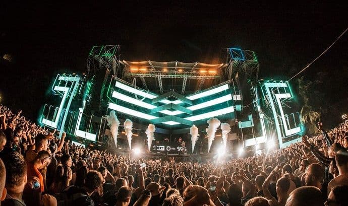 Na jednom mjestu Carl Cox, Kalkbrenner, Mills, Amelie, Maceo, Brejcha, Peggy, Charlotte, Dax... Na jednom mjestu Carl Cox, Kalkbrenner, Mills, Amelie, Maceo, Brejcha, Peggy, Charlotte, Dax...