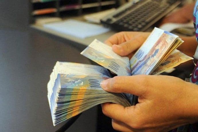 Primali socijalnu pomoć u Švajcarskoj, u BiH kupili tri kuće Primali socijalnu pomoć u Švajcarskoj, u BiH kupili tri kuće