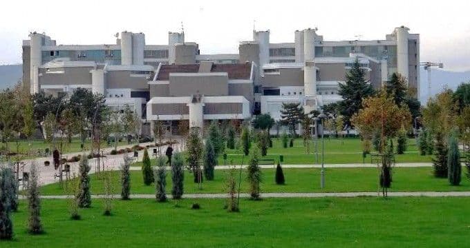 Studentska inicijativa: Otkazujemo protest ispred Rektorata Studentska inicijativa: Otkazujemo protest ispred Rektorata