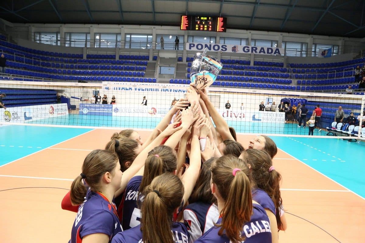 Poznati parovi za obje kategorije Poznati parovi za obje kategorije