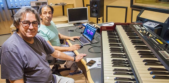 Tihomir Pop Asanović: Muzika je najbolja terapija Tihomir Pop Asanović: Muzika je najbolja terapija