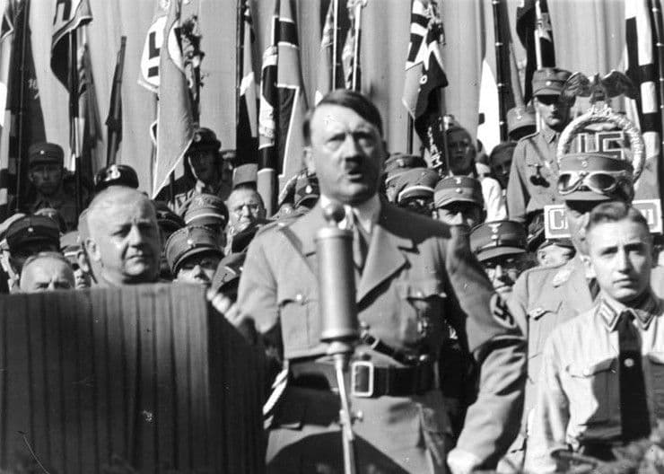 FBI istražuje da li je Hitler pobjegao u Argentinu FBI istražuje da li je Hitler pobjegao u Argentinu
