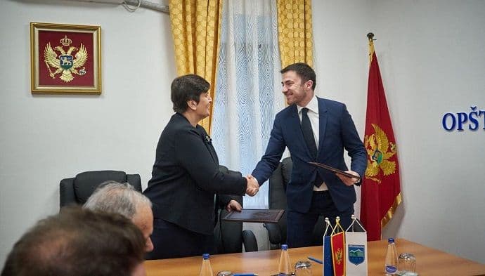 Simpozijum skulpture u DG manifestacija od posebnog značaja Simpozijum skulpture u DG manifestacija od posebnog značaja