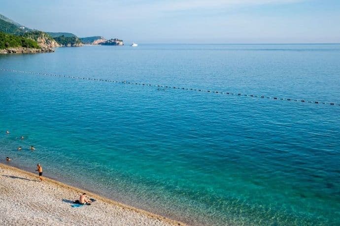 Pogledajte listu plaža u Crnoj Gori sa plavom zastavicom Pogledajte listu plaža u Crnoj Gori sa plavom zastavicom