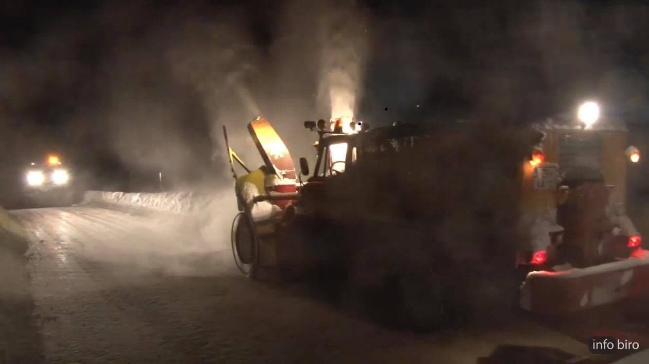 Pogledajte kadrove čišćenja puta Nikšić - Šavnik - Žabljak (VIDEO) Pogledajte kadrove čišćenja puta Nikšić - Šavnik - Žabljak (VIDEO)