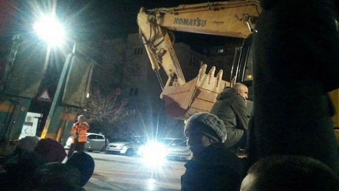 Policija intervenisala, bager ušao na gradilište Policija intervenisala, bager ušao na gradilište