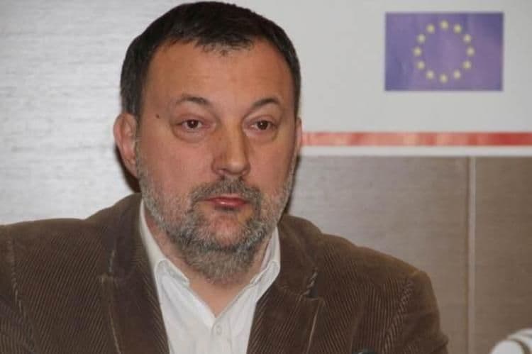 Nikola Marković je postavljen da prikriva, a ne da otkriva istinu o ubistvu! Nikola Marković je postavljen da prikriva, a ne da otkriva istinu o ubistvu!